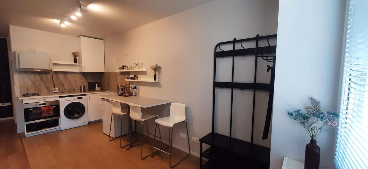 Elite Flats Two Bedroom Utena Eksteriør bilde